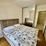 Apartment Lux *